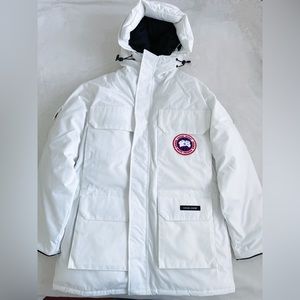 New With Tag Authentic Canada Goose Men Expedition Parka -Size L Classic fit